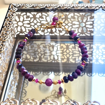 Bransoletka z rubinami